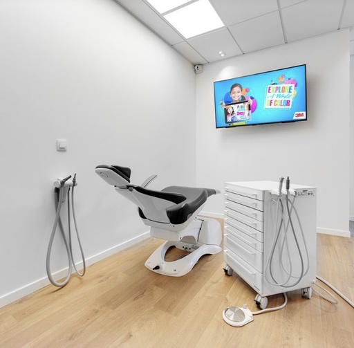 Cabinet ortho cherche dentiste a former