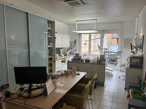 cherche collaborateur pour reprise cabinet 2 fauteuils en pleine activité