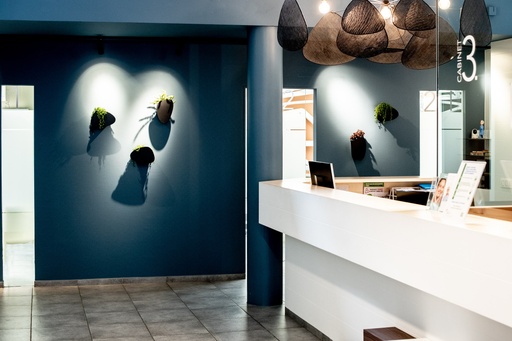 Collaborateur plein-temps long terme