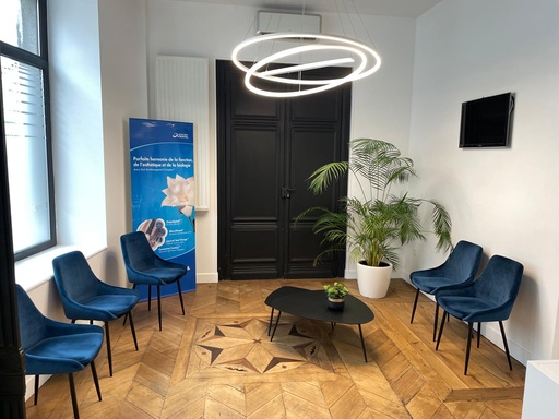 VENDS CABINET DENTAIRE TOURNAI