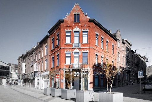 Clinique dentaire pluridisciplinaire recherche collaborateur