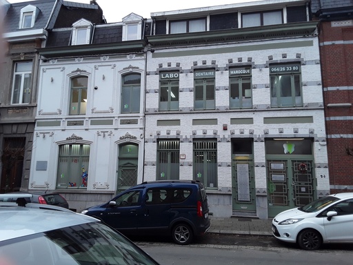 Cabinet engage un parodontologue