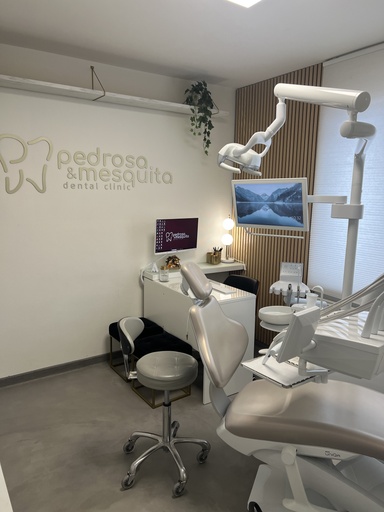 MequitaPedrosa Dental Clinic