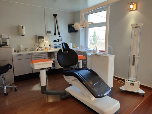 Cherche dentiste pour reprise cabinet dentaire mi 2027 ou fin 2027 ou début 2028