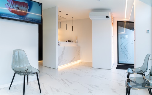 Cabinet dentaire moderne et bien équipé recherche hygiéniste dentaire pour une collaboration