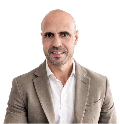 Senior Orthodontist Available – International Collaboration