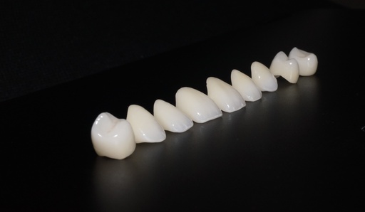 Dentiste cherche collaboration pour les vendredis pour la partie prothétique.